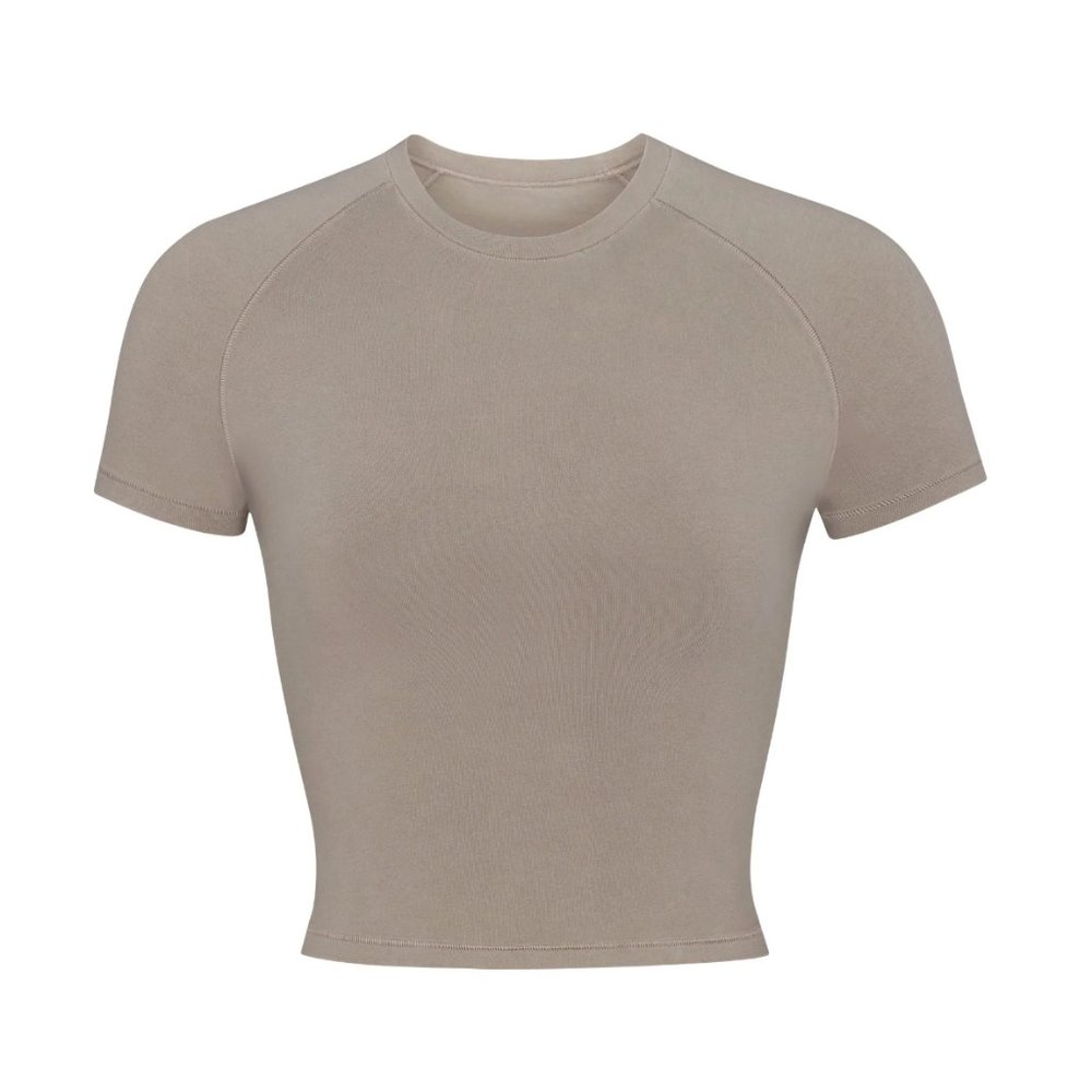 New Vintage Cropped Raglan T-Shirt